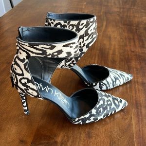 Calvin Klein Animal Print Heels size 10 - Excellent Condition